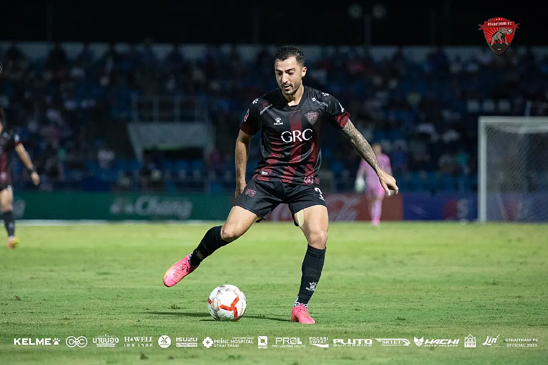 จีโลน ฮาหมัด : แนวรุก อุทัยธานี อดีตแข้งดีกรีบุนเดสฯ ทีมลีกผู้ดีเคยหมายปอง