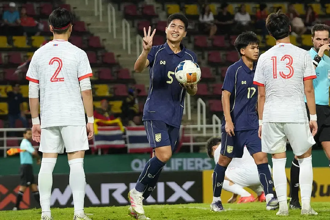 "เสกสรรค์ ราตรี" ดาวรุ่งไทยแห่งปี 2025 เด่นทั้งในลีก และทีมชาติ