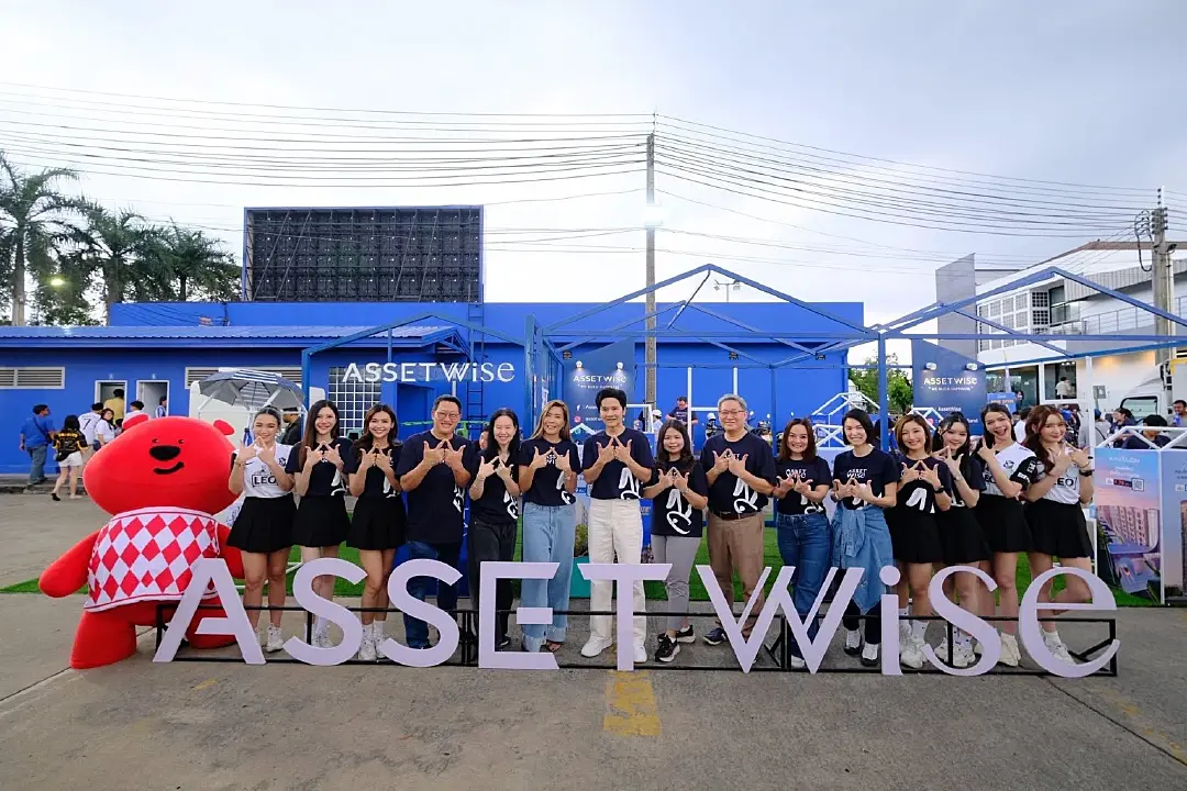 “โต๋ ศักดิ์สิทธิ์” ร่วมเชียร์ “บีจี ปทุม ยูไนเต็ด” เกมบิ๊กแมตช์ไทยลีก