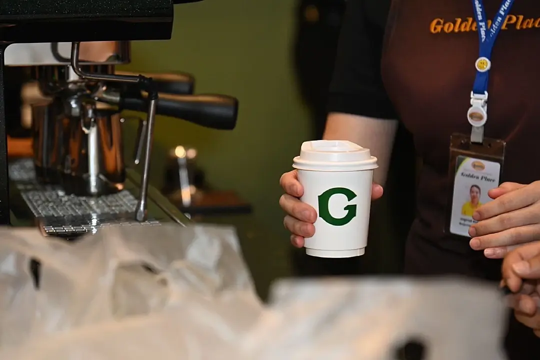 โกลเด้น เพลซ ต่อยอดแบรนด์เปิดร้านโกลเด้น คอฟฟี่ สาขาอาคารเมืองไทย-ภัทร