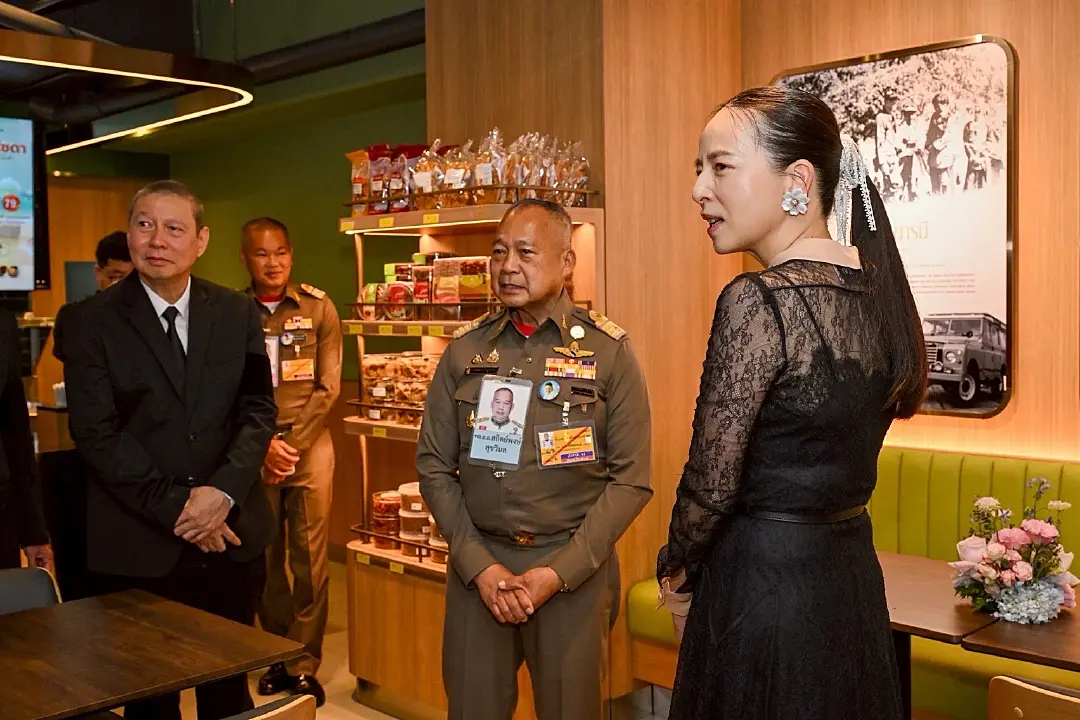 โกลเด้น เพลซ ต่อยอดแบรนด์เปิดร้านโกลเด้น คอฟฟี่ สาขาอาคารเมืองไทย-ภัทร