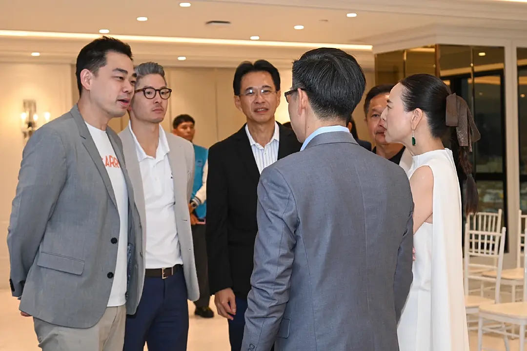 "มาดามแป้ง" จับมือ Mr. Aaron ผนึก เมืองไทยประกันภัย x CARRO จากสิงคโปร์ สร้าง EV Ecosystem ในไทยครบวงจร