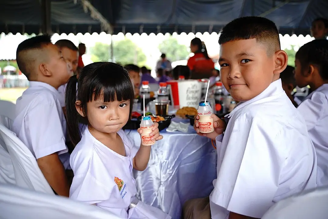 อีซูซุ สานต่อโครงการ “อีซูซุให้น้ำ...เพื่อชีวิต” แห่งที่ 47 โรงเรียนบ้านไหล่สูง จ.อุบลราชธานี