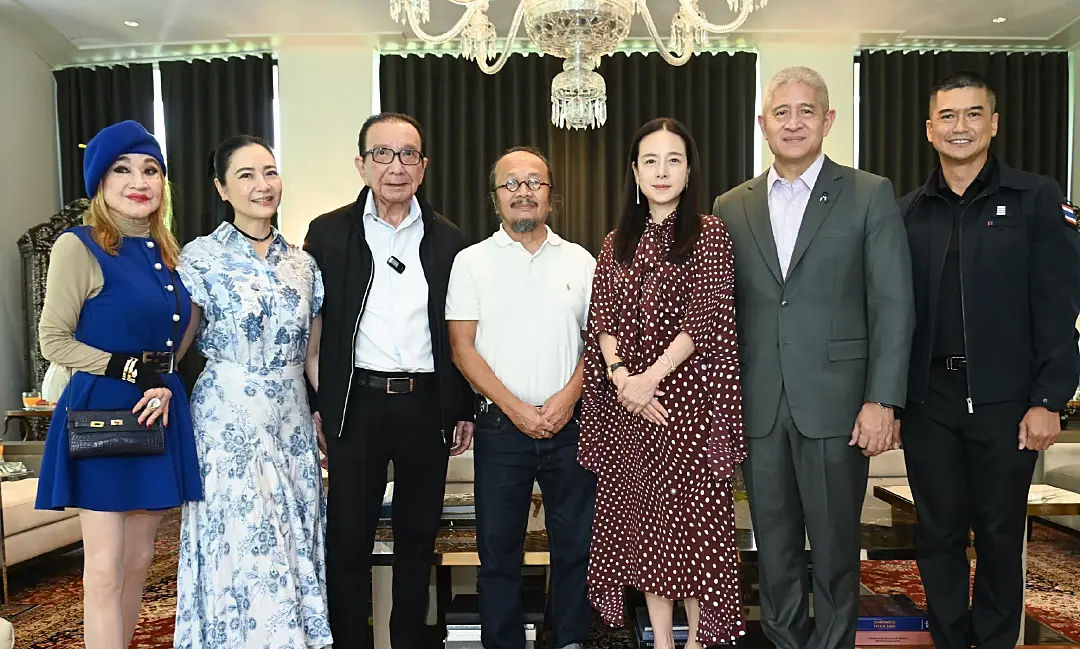 มูลนิธิมาดามแป้ง รับเงินสนับสนุน 1 แสนบาท จาก 2 ศิลปินแห่งชาติ เพื่อช่วยเหลือสังคม