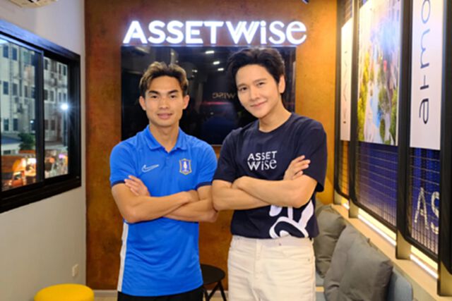 “โต๋ ศักดิ์สิทธิ์” ร่วมเชียร์ “บีจี ปทุม ยูไนเต็ด” เกมบิ๊กแมตช์ไทยลีก