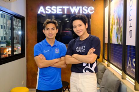 “โต๋ ศักดิ์สิทธิ์” ร่วมเชียร์ “บีจี ปทุม ยูไนเต็ด” เกมบิ๊กแมตช์ไทยลีก